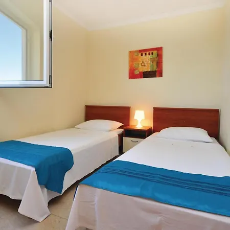 Lägenhet With Sea View 381