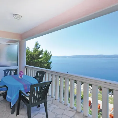 Lägenhet With Sea View 381 *